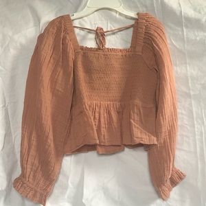 American Eagle Peach Smocked Cropped Top
